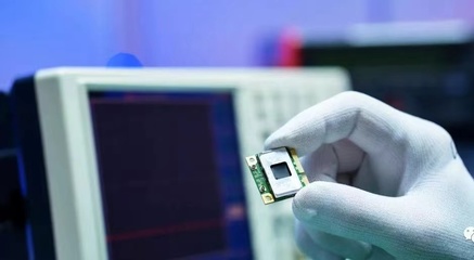 兩江新區(qū)電子信息產(chǎn)業(yè)一季度投資突破21.4億元，四大市級(jí)重大項(xiàng)目技術(shù)研發(fā)成效顯著